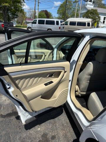 2015 Ford Taurus