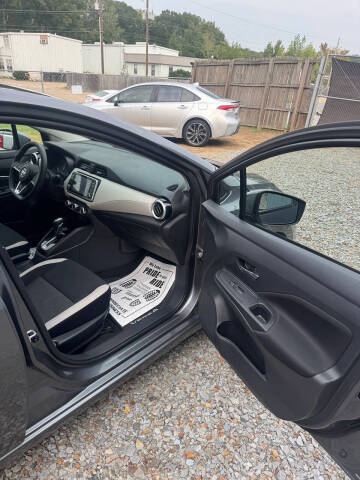 2021 Nissan Versa SV