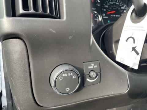 2025 Chevrolet Express 3500