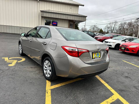 2016 Toyota Corolla LE