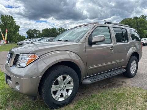 2006 Nissan Pathfinder LE