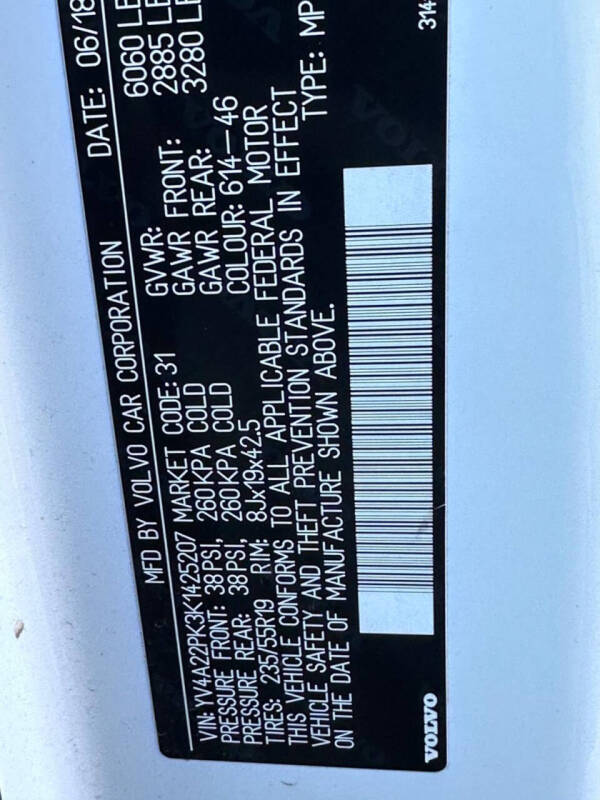 2019 Volvo XC90 T6 Momentum