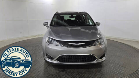 2019 Chrysler Pacifica Touring Plus