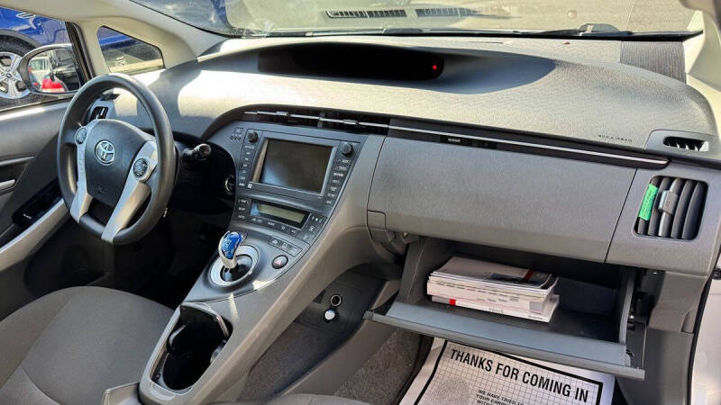 2010 Toyota Prius II