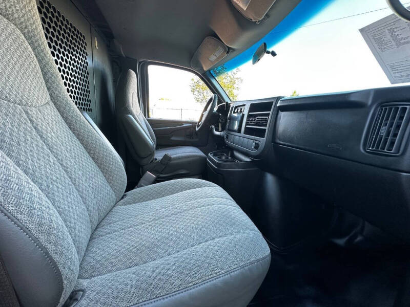 2009 GMC Savana 3500