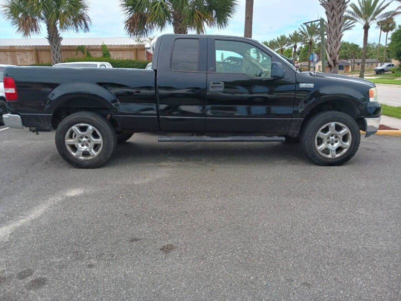 2005 Ford F-150 XLT photo 2