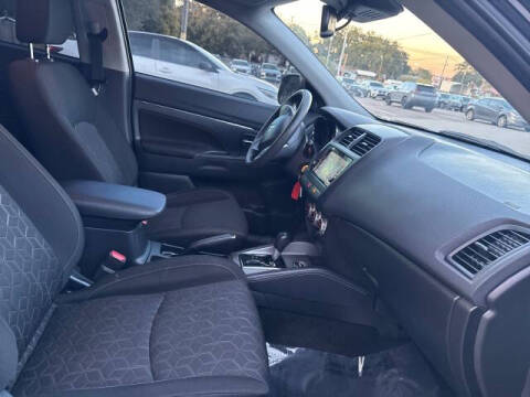 2023 Mitsubishi Outlander Sport ES