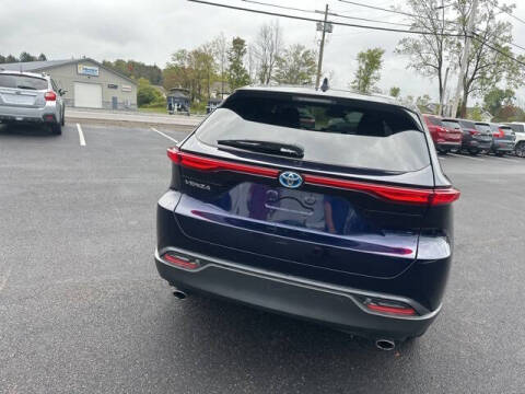 2024 Toyota Venza LE