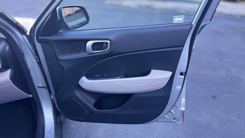 2021 Hyundai Venue SEL