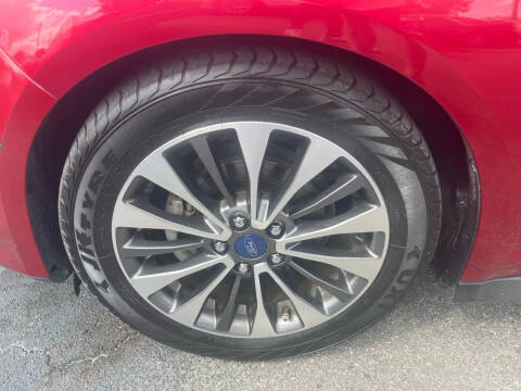 2017 Ford C-MAX Hybrid Titanium