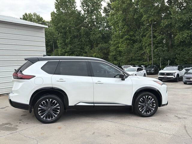 2025 Nissan Rogue Platinum
