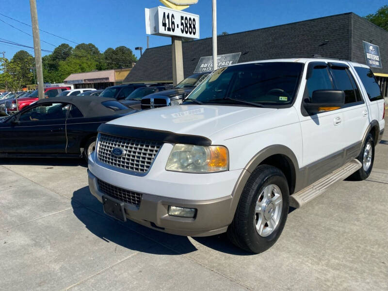 2004 Ford Expedition for sale at Auto Space LLC in Norfolk VA