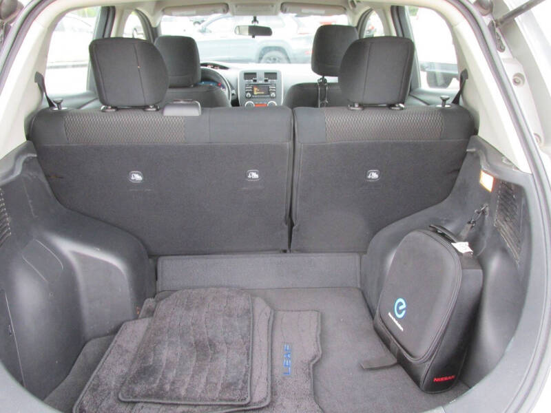 2013 Nissan LEAF S