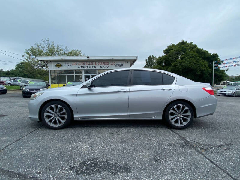 Used 2013 Honda Accord Sport with VIN 1HGCR2F52DA241593 for sale in New Castle, DE