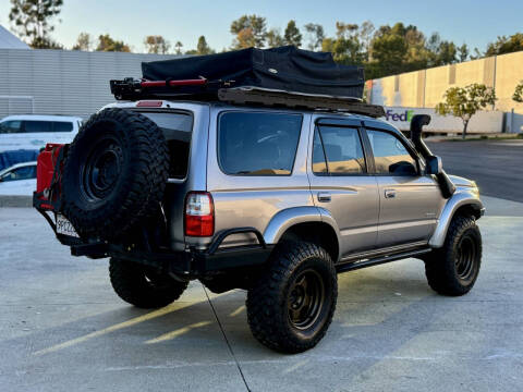 2002 Toyota 4Runner SR5