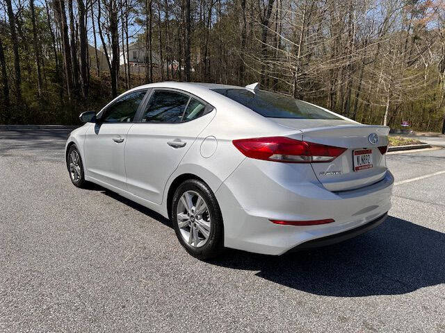 2018 Hyundai Elantra