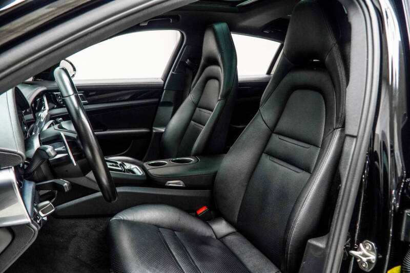 2021 Porsche Panamera 4