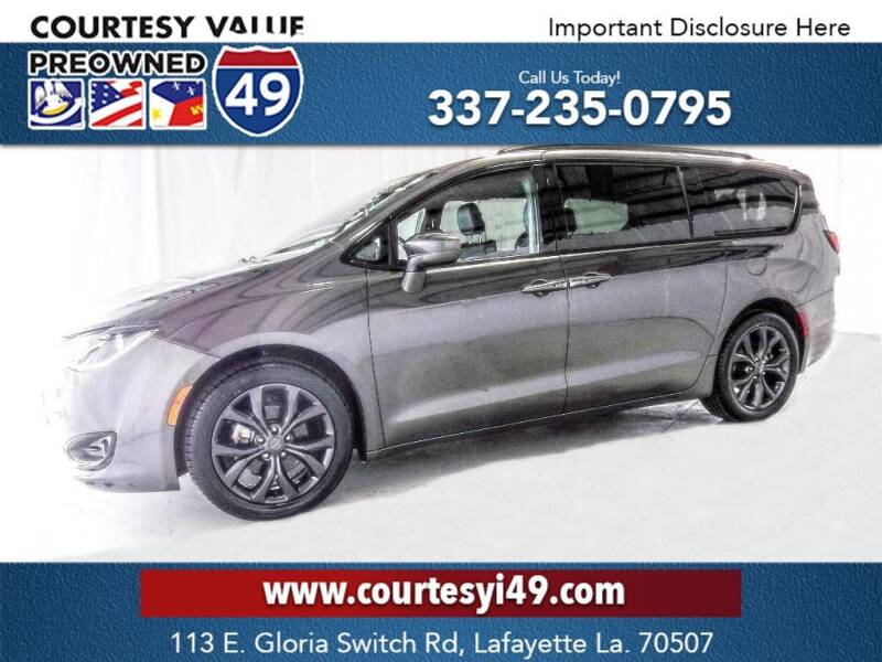 2020 Chrysler Pacifica for sale at Courtesy Value Pre-Owned I-49 in Lafayette LA