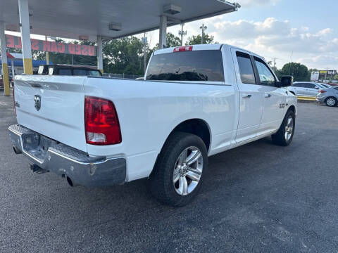 2014 RAM 1500 SLT