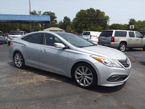 2017 Hyundai Azera for sale at HOWERTON'S AUTO SALES in Stillwater OK