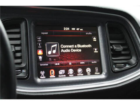 2015 Dodge Challenger SXT Plus