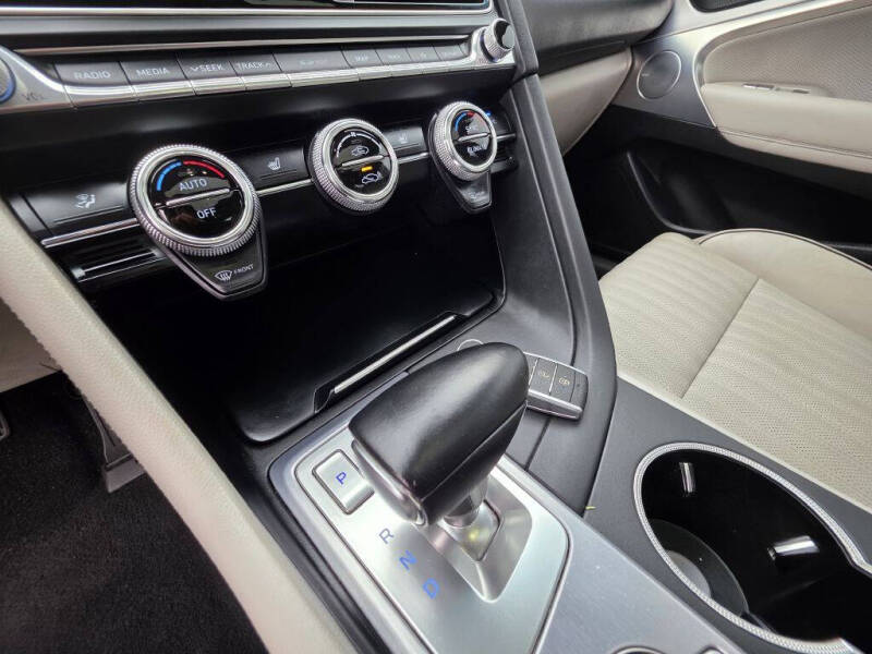 2021 Genesis G70