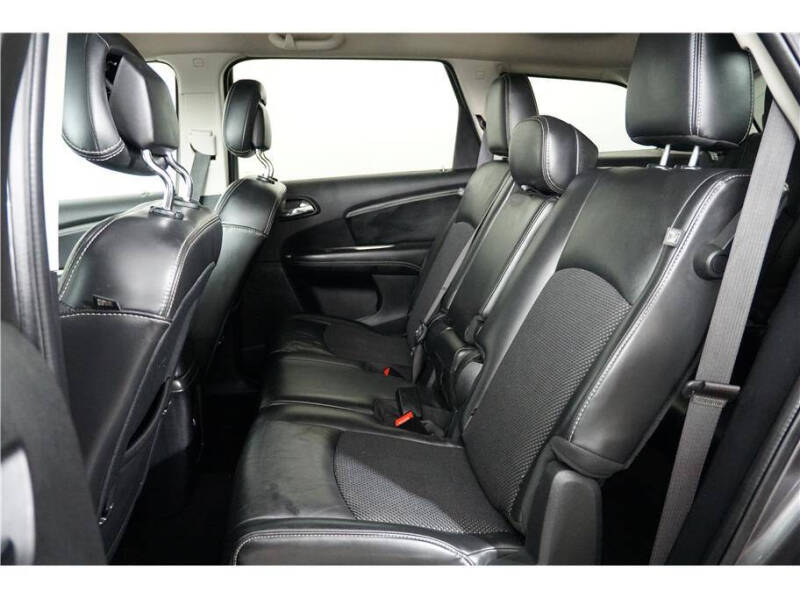 2018 Dodge Journey Crossroad