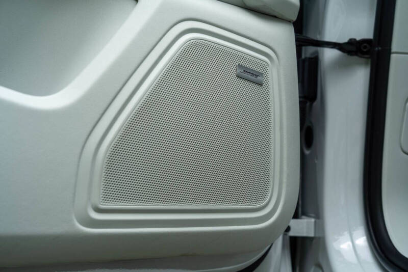 2025 Porsche Macan S