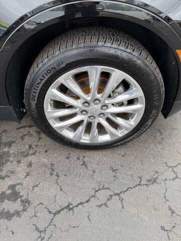 2017 Cadillac XT5 Platinum