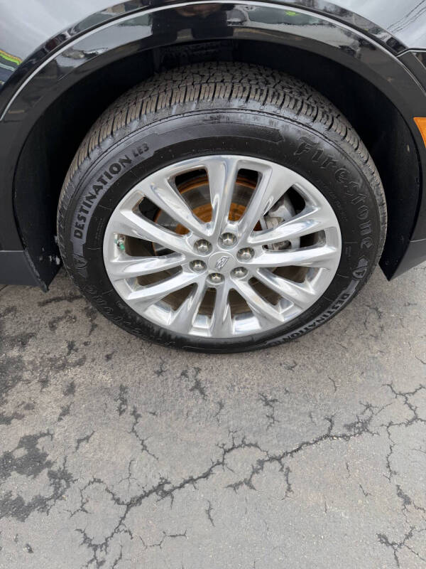 2017 Cadillac XT5 Platinum