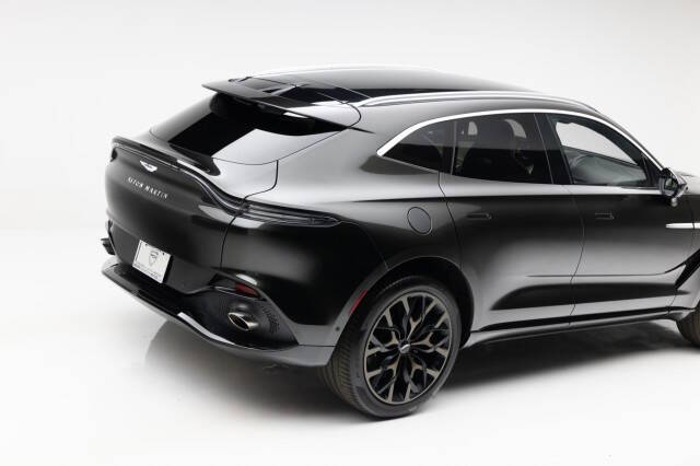 2021 Aston Martin DBX
