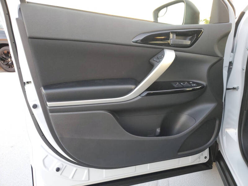 2026 Mitsubishi Eclipse Cross LE