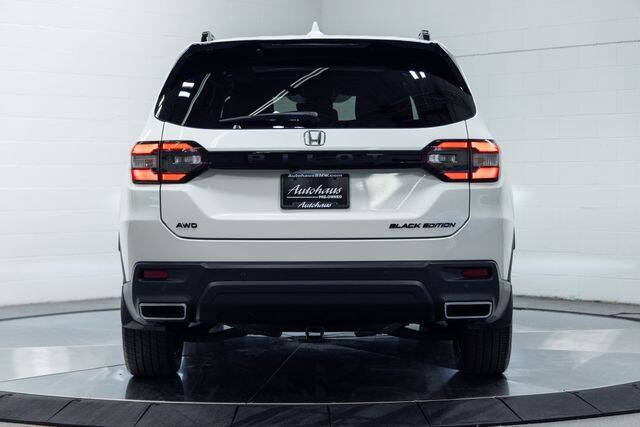 2025 Honda Pilot Black Edition