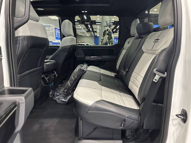 2023 Ford F-150 Lightning XLT