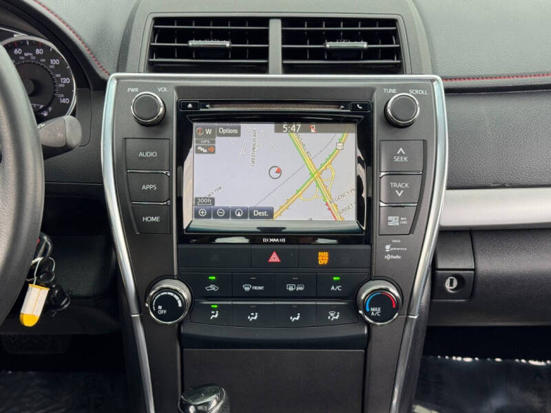 2017 Toyota Camry SE