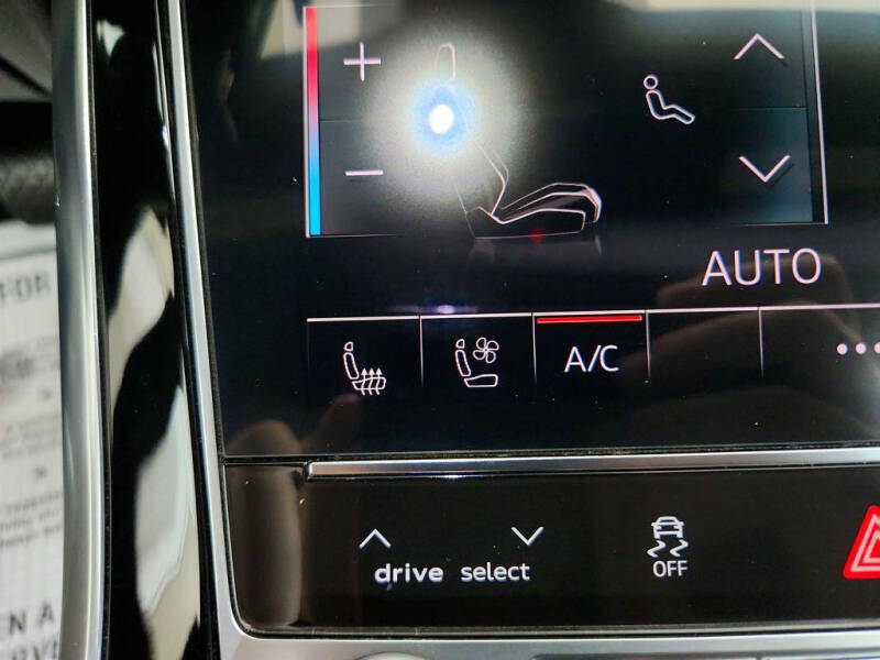 2021 Audi Q8 quattro Prestige 55 TFSI