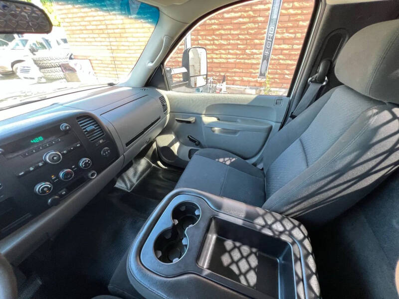 2013 Chevrolet Silverado 3500HD CC