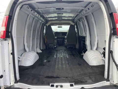 2019 Chevrolet Express 2500