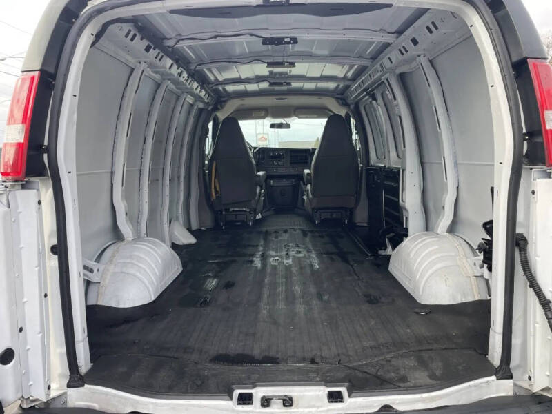 2019 Chevrolet Express 2500