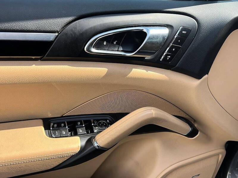 2014 Porsche Cayenne