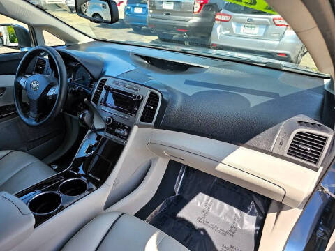 2012 Toyota Venza LE