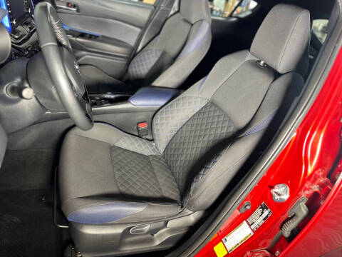 2021 Toyota C-HR XLE