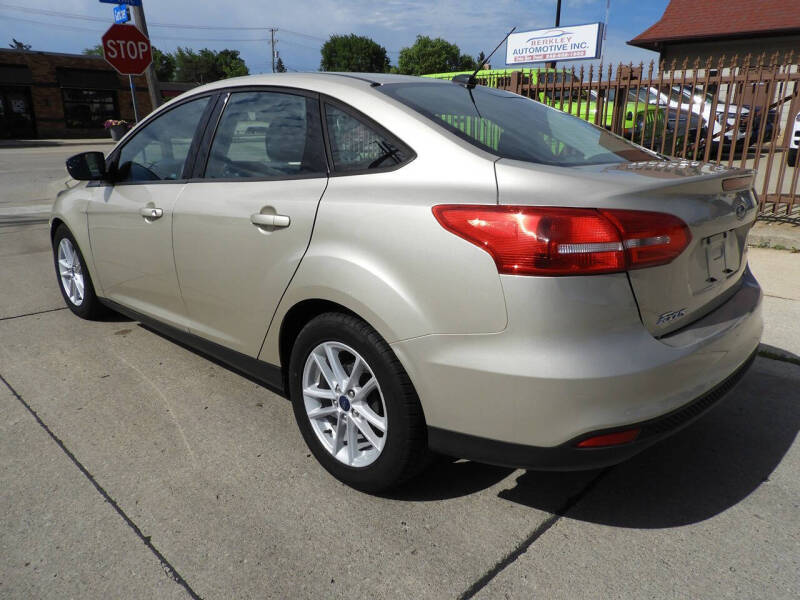 2017 Ford Focus SE