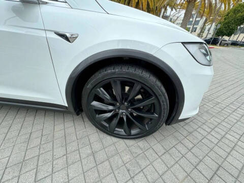 2018 Tesla Model X 75D