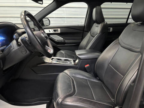 2021 Ford Explorer ST