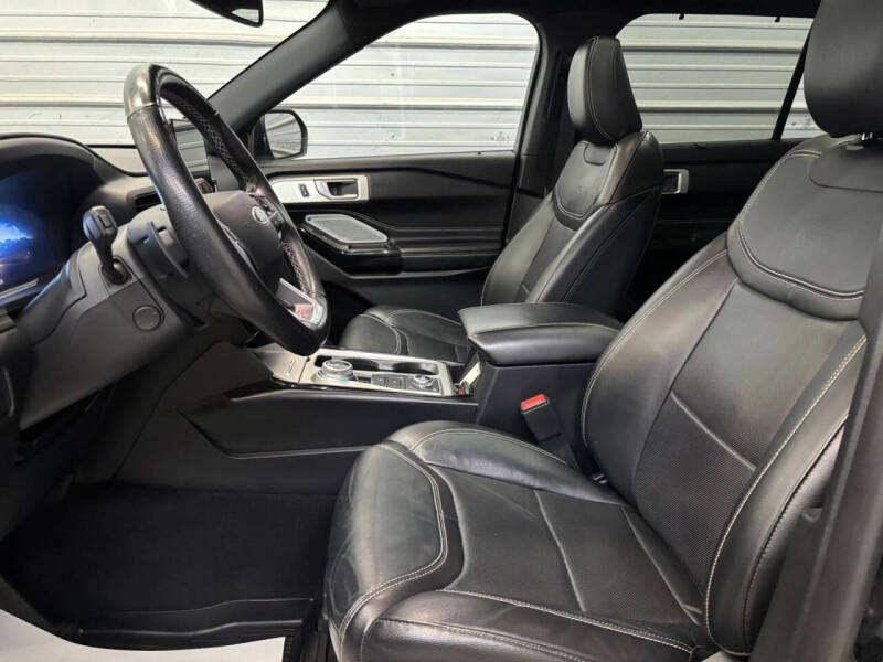 2021 Ford Explorer ST