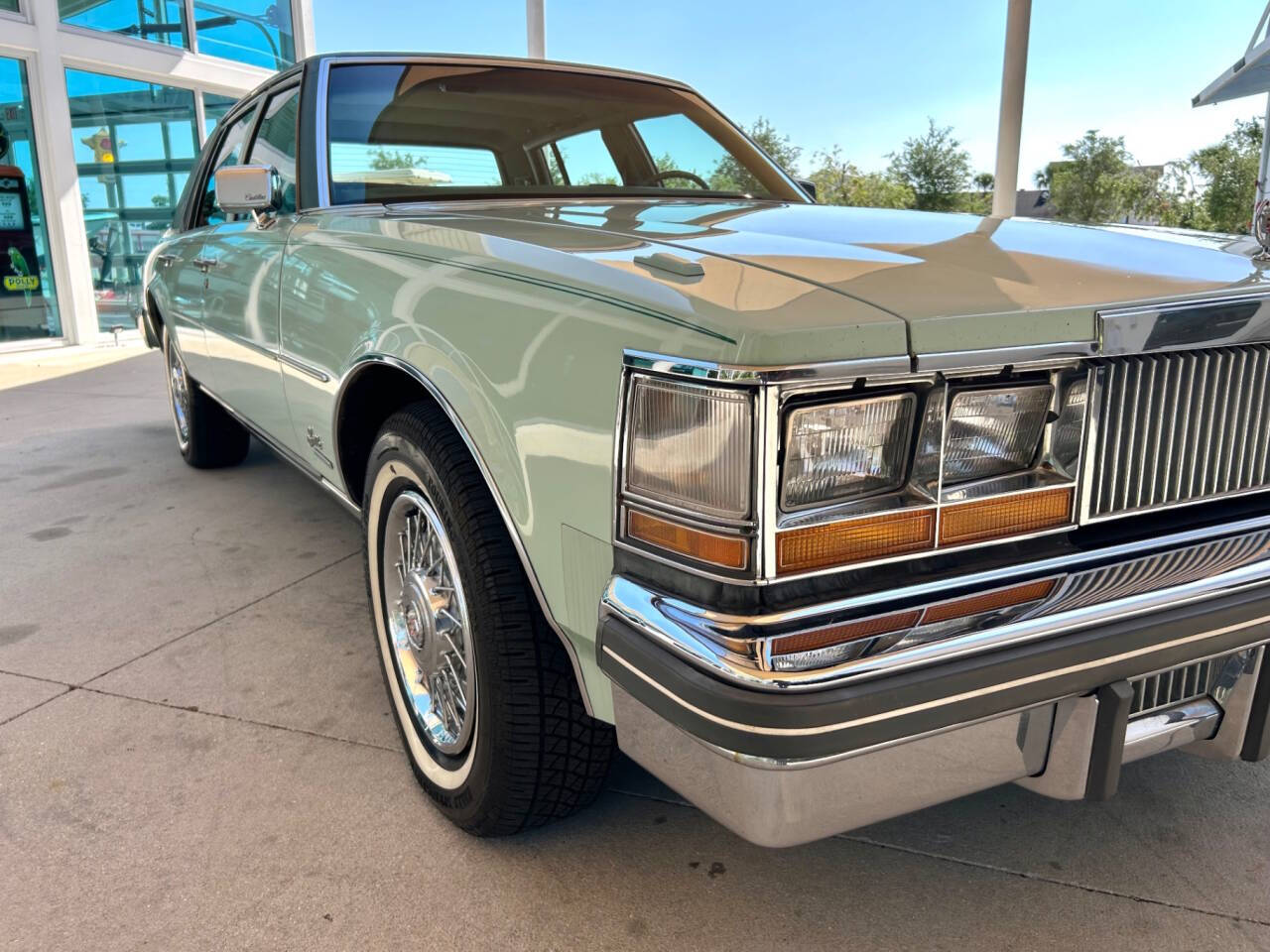 1977 Cadillac Seville 17
