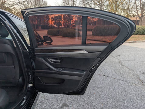 2015 BMW 5 Series 528i