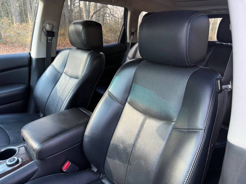 2014 Nissan Pathfinder Platinum