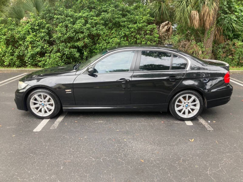 2011 BMW 3 Series 335i photo 2